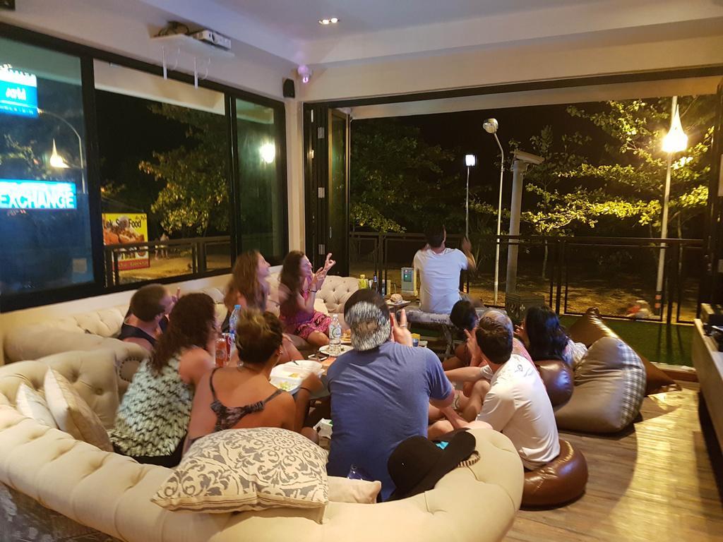 Doolay Beachfront Hostel Karon Zewnętrze zdjęcie